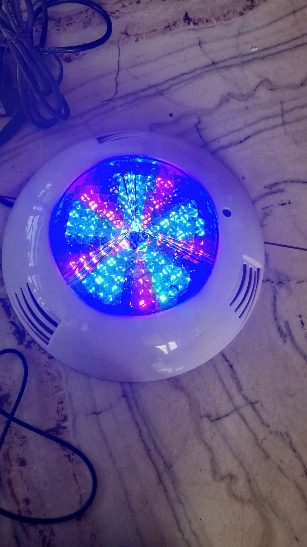Projecteur LED multicolore